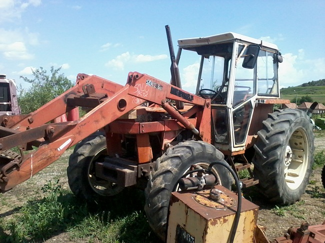 Loneliness make out Tablet Tractor agricol Fiat 880 Dt cu cabina. si cu incarcator Mures